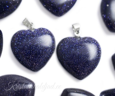 Sinine liivakivi ehk sünteeetiline kuldkivi ripats süda