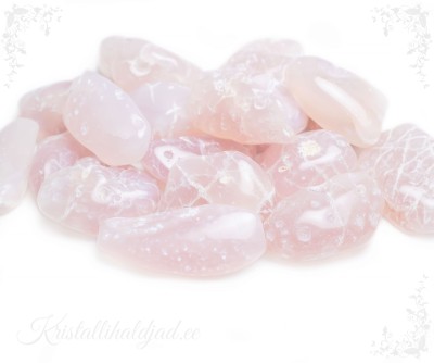 Kaltsedon roosa lihvitud