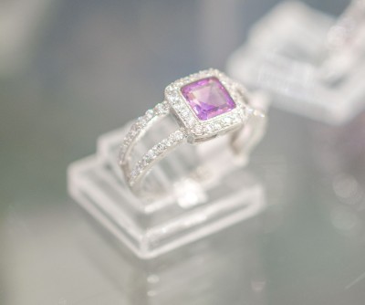 Ametüst ja tsirkoonid hõbesõrmus  Sri Lankalt