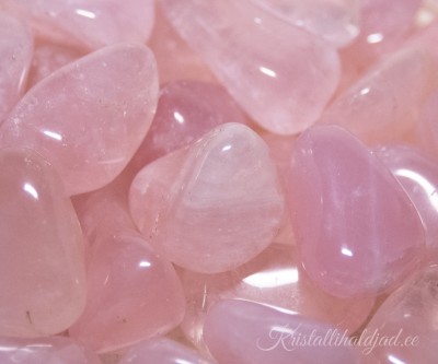 Roosa kvarts lihvitud "B" klass