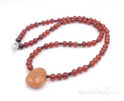 Aventuriin, granaat, karneeol kaelakee 