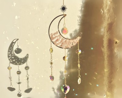 Roosa kvarts päikesepüüdja Kuu