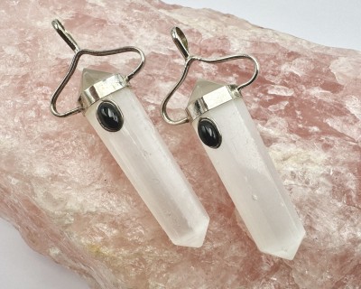 Seleniit, turmaliin ripats tipp