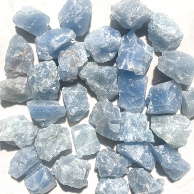 Kaltsiit sinine kuul