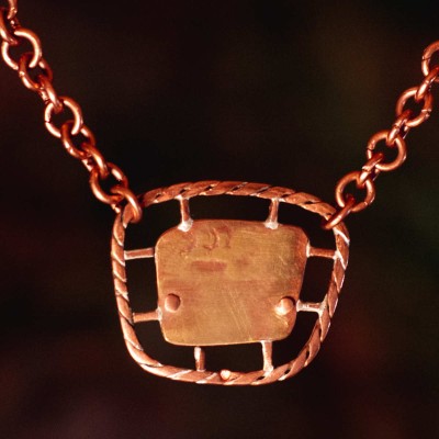 Kaelaehe 007. Ehtekunstnik Uku Nurk vasest ehted