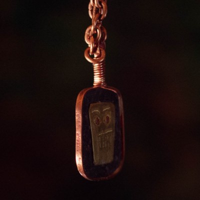 Kaelaehe Gabriel. Ehtekunstnik Uku Nurk vasest ehted