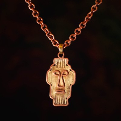 Kaelaehe Tõnsi. Ehtekunstnik Uku Nurk vasest ehted