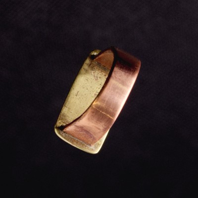 Sõrmus Kiil. Ehtekunstnik Uku Nurk vasest ehted