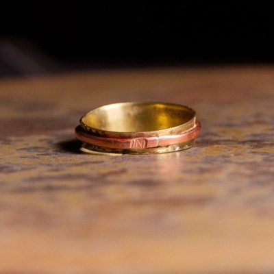 Sõrmus Säru. Ehtekunstnik Uku Nurk vasest ehted