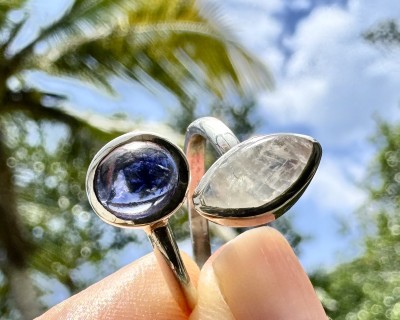 Ioliit ja sinine kuukivi hõbesõrmus Sri Lankalt