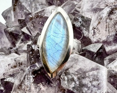 Labradoriit hõbesõrmus Silm Sri Lankalt