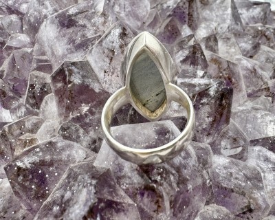 Labradoriit hõbesõrmus Silm Sri Lankalt