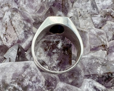 Safiir sinine hõbesõrmus Sri Lankalt